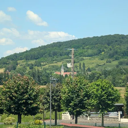 Holiday home Evasion Champetre : Maison Spacieuse Avec Terrasse, Proche Sites Historiques Et Thermes - Fr-1-611-2 Champigny-sous-Varennes